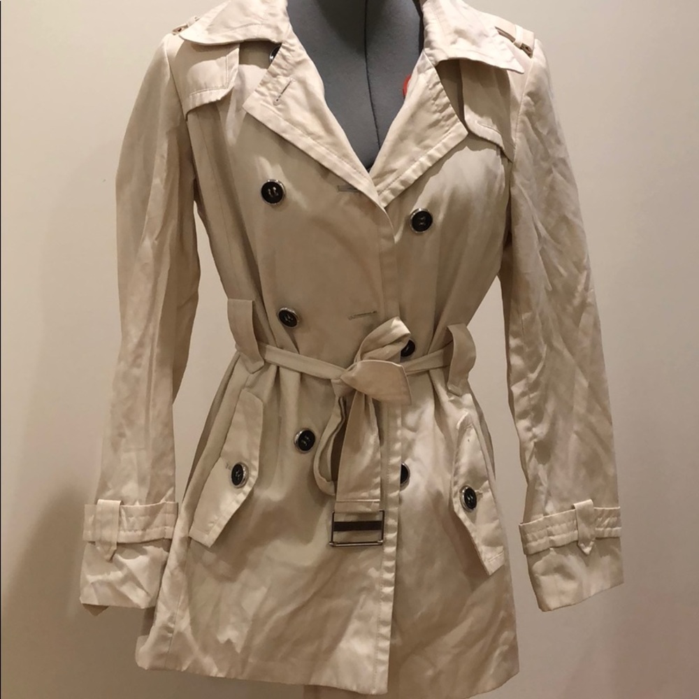 Trench coat